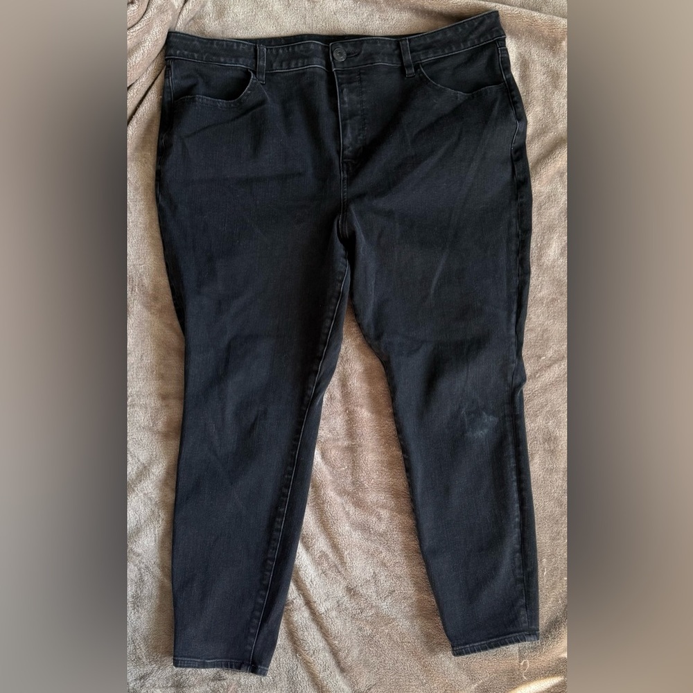 Women’s American Eagle Outfitters Black The Dream Jean Hi-Rise Jegging
